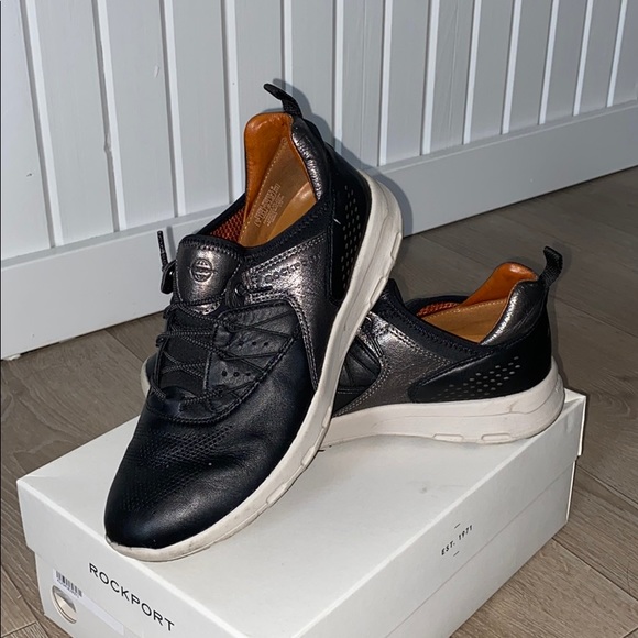 rockport lets walk bungee